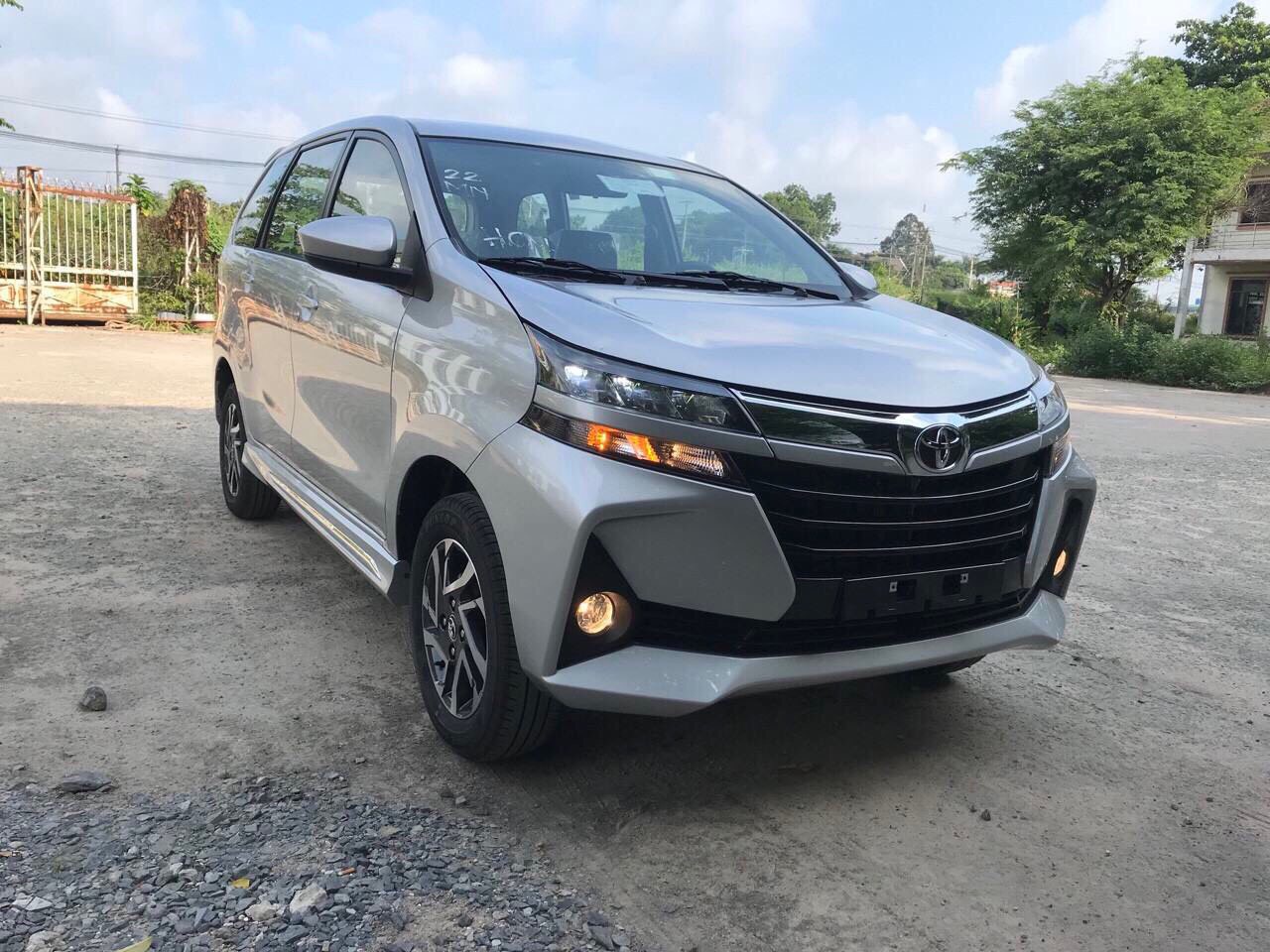 Toyota Việt Nam Giới Thiệu Avanza Mới